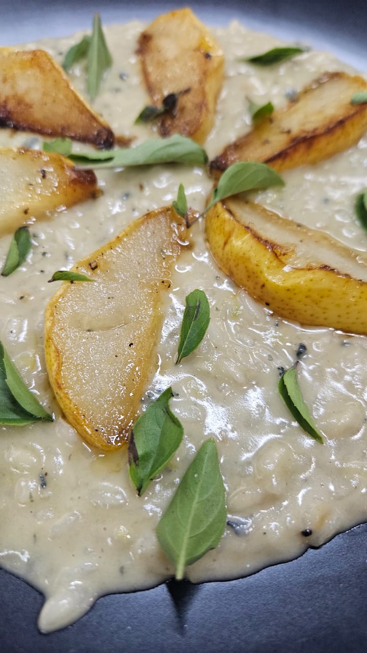 Gorgonzola com Pêras Glaçadas